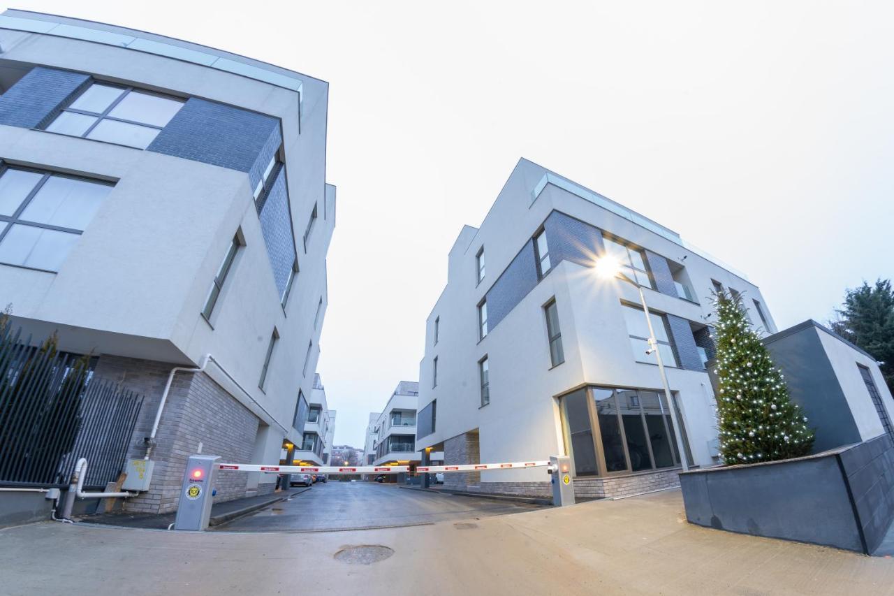 Citadela North 1Br Apartment W Security And Self Check In Бухарест Экстерьер фото